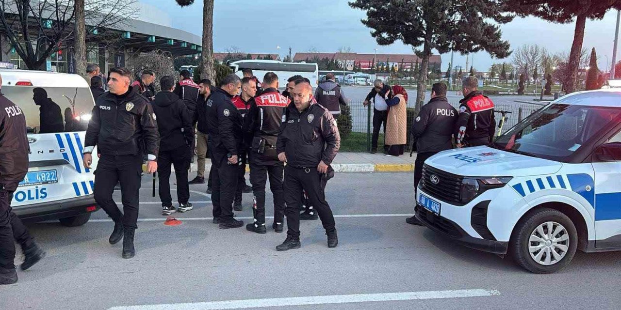 Evlenmekten Vazgeçince Ortalık Karıştı! Otogarda Kız Alma Savaşı