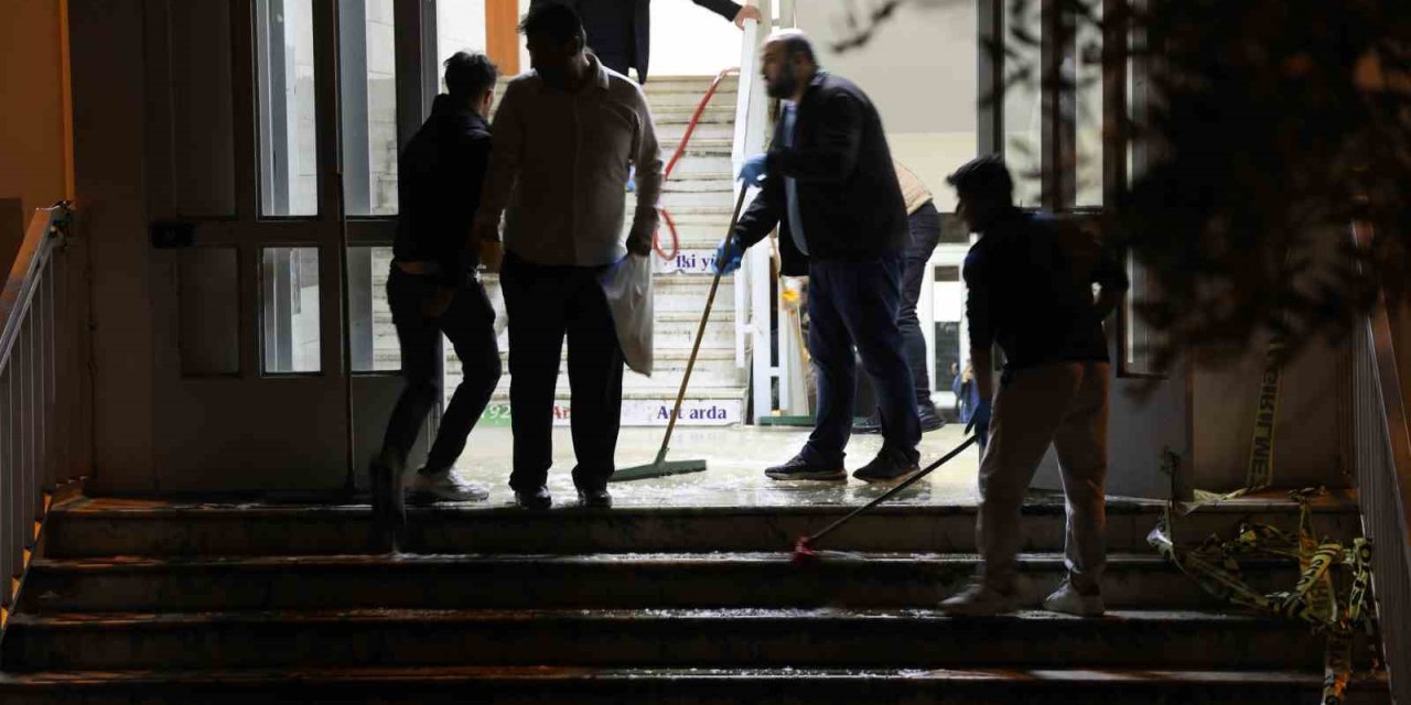 Saldırının yaşandığı okulda izler siliniyor