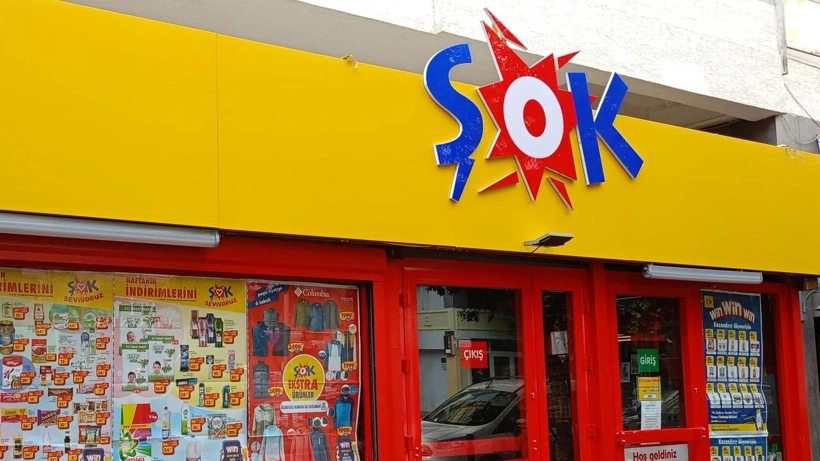 ŞOK Market’ten teknoloji sürprizi: PS5 Dijital ve M4 MacBook Air raflarda!