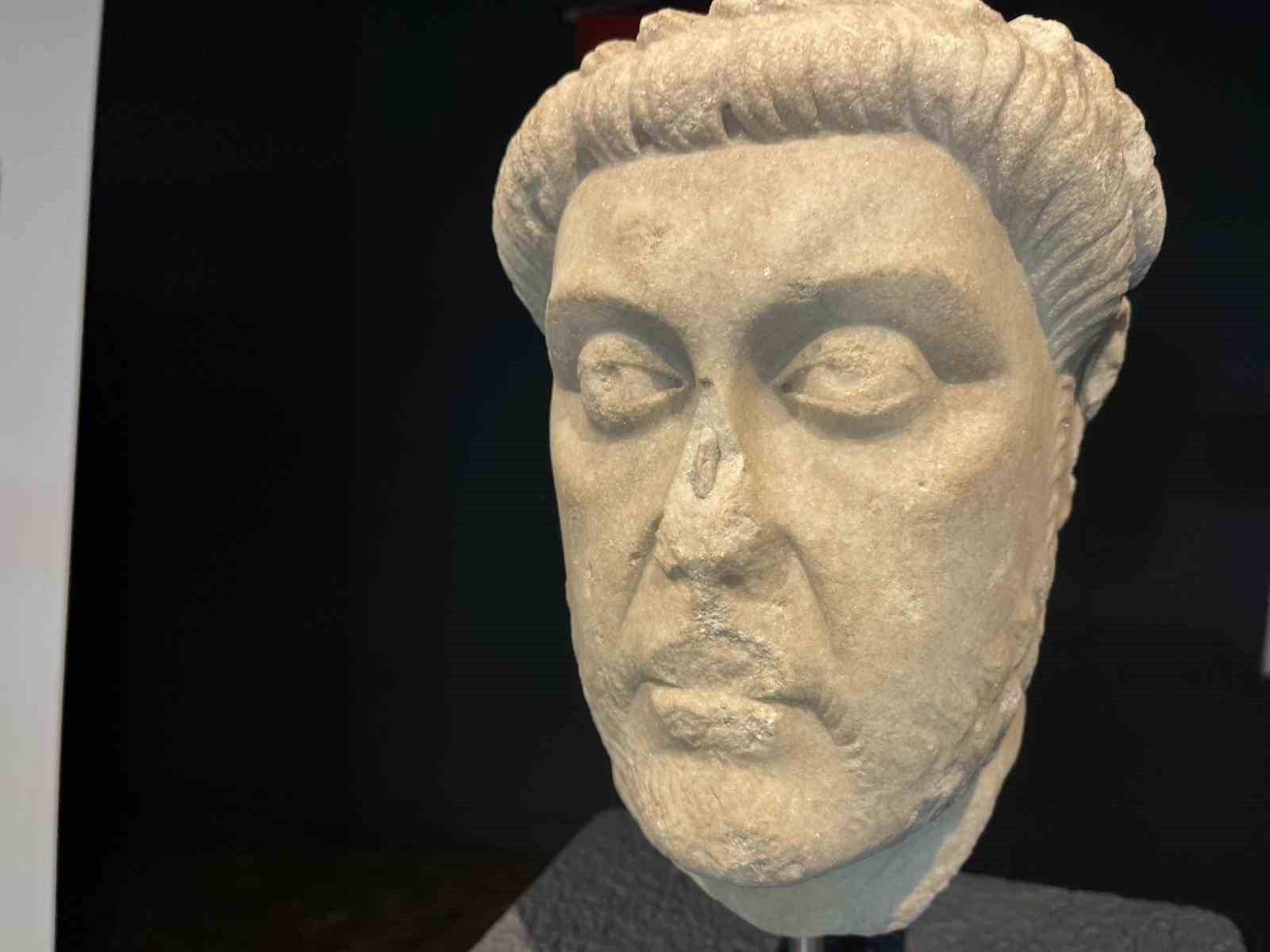 Smyrna heykel başı İzmir’de