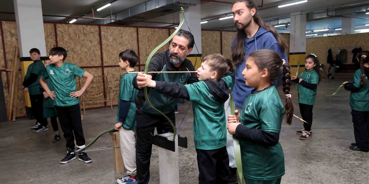 Karatay'da Sporun Kalbi Kış Okullarında Atıyor