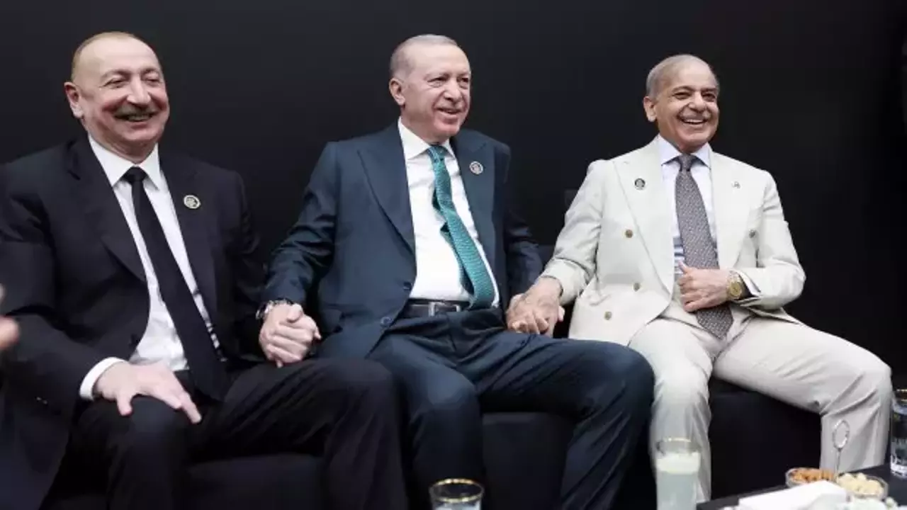 Antalya'da 'Brothers' paylaşımı: Erdoğan, Aliyev ve Şerif buluştu