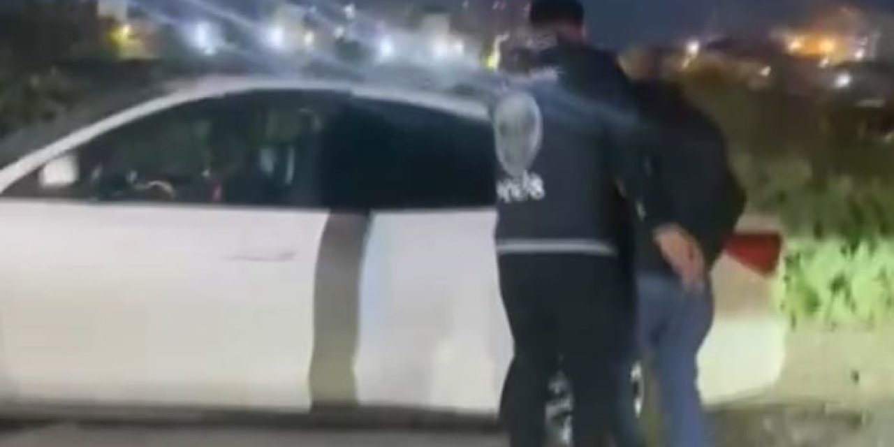 Polis yeleği giyip yayın yaptı, gözaltına alındı