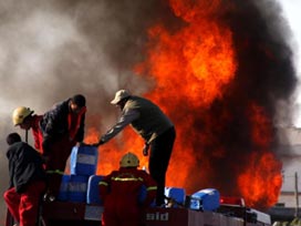 Kaddafi, 8 binden fazla isyancı öldürmüş