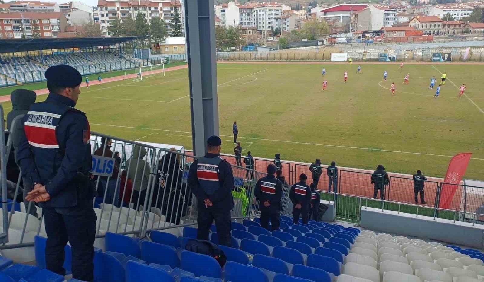 Bozüyük Stadyumu'nda Kritik Mesai