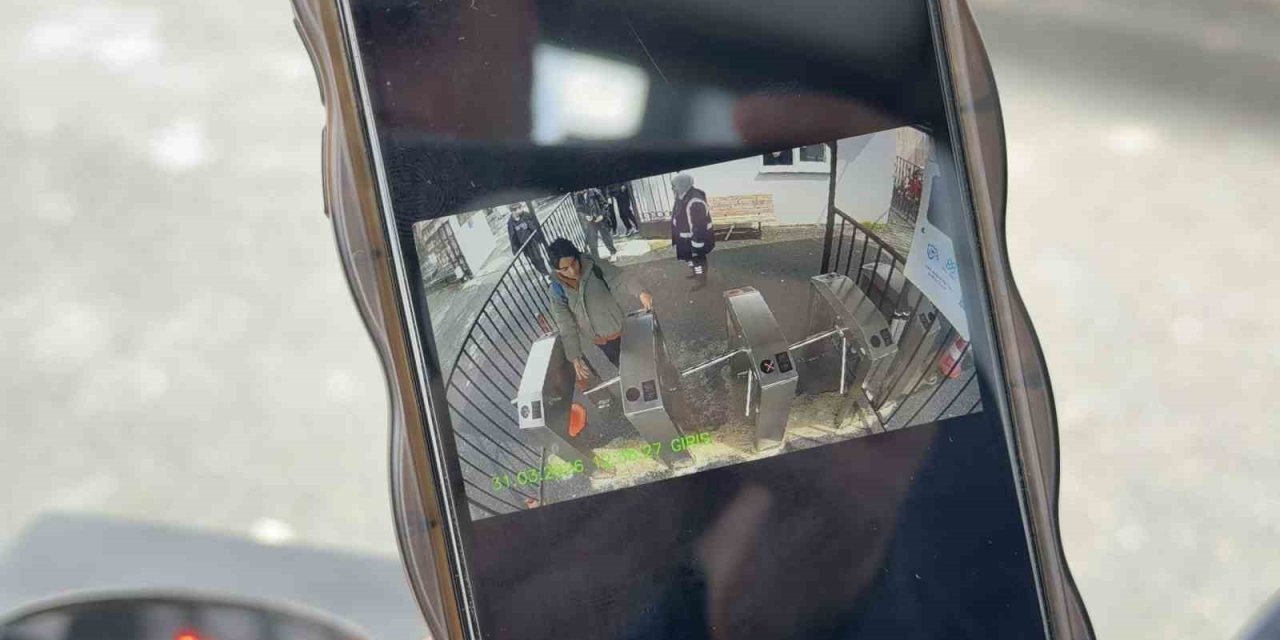 Okul Değil Dijital Kale: Velileri Rahatlatan Teknoloji!