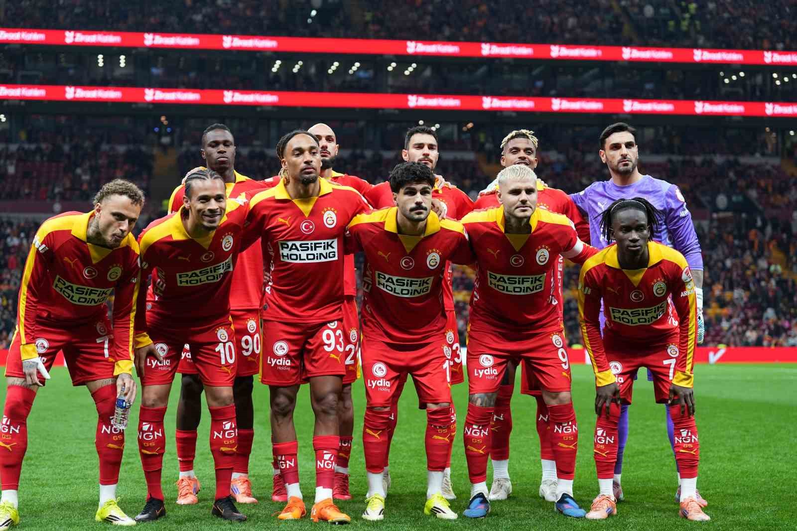 Galatasaray'da şüpheliler onbirde başladı