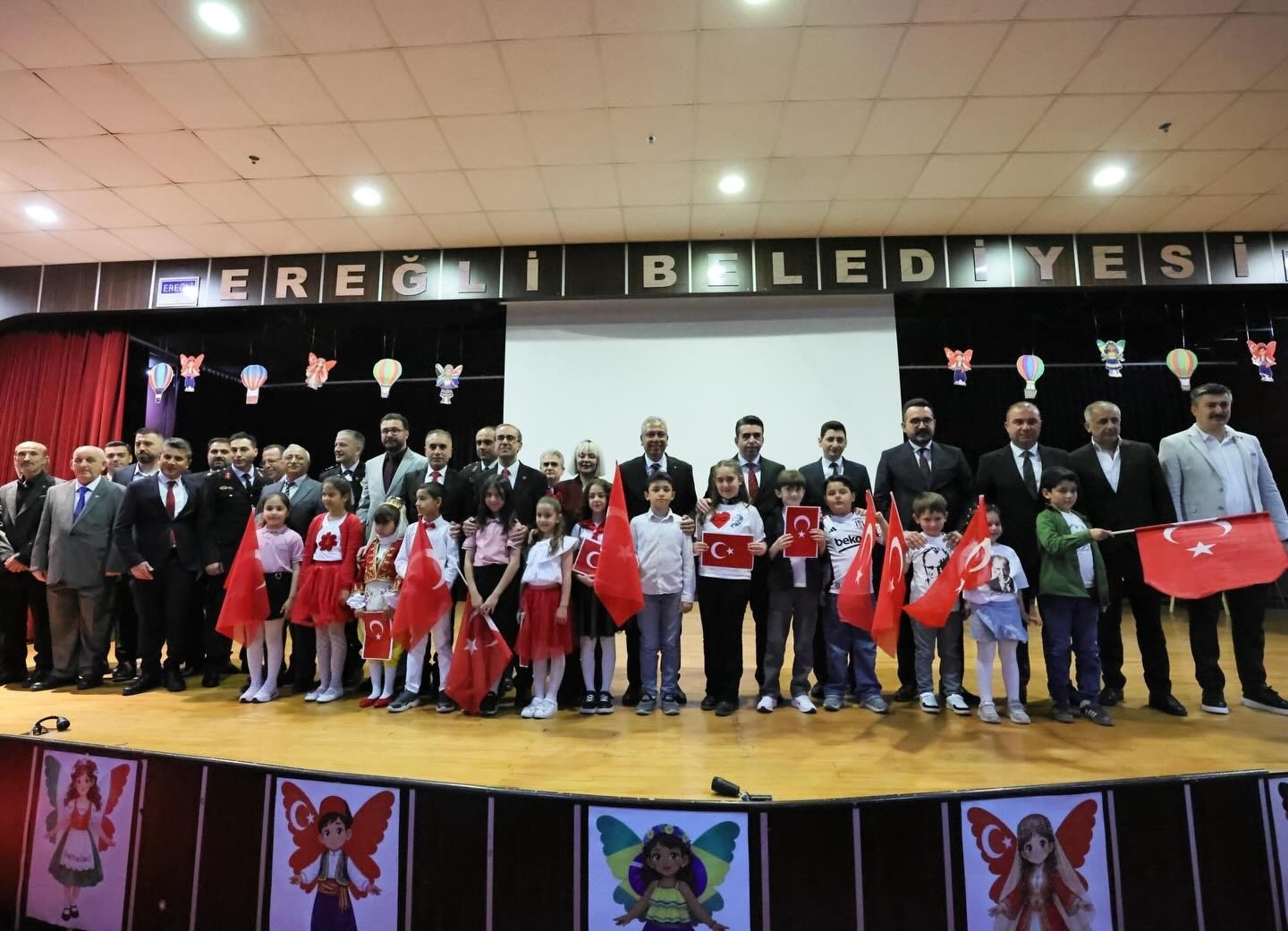 Ereğli’de 23 Nisan coşkuyla kutlandı