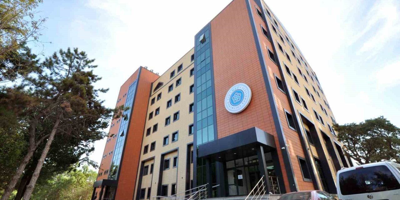 NEÜ Diş Hekimliği Fakültesinden uluslararası başarı