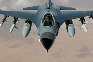 İsrail'den Gazze'ye saldırı: 17 yaralı