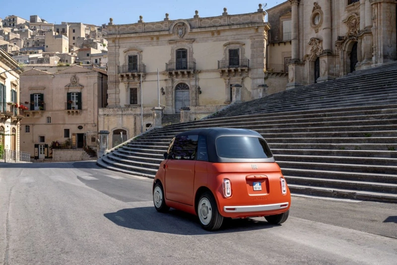 FIAT’ın Elektrikli Şehirlisi Yenilendi: Yeni Topolino sıfır faizle Türkiye’de!