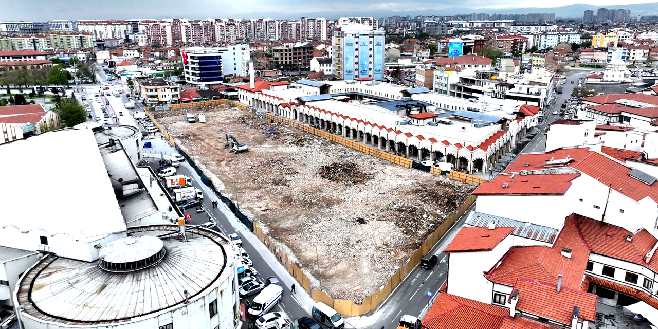 Konya’da Bir Devir Kapandı: Tarihi Peynir Pazarı’nda Yıkım Tamamlandı!
