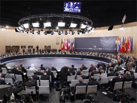 Komuta resmen NATO'da