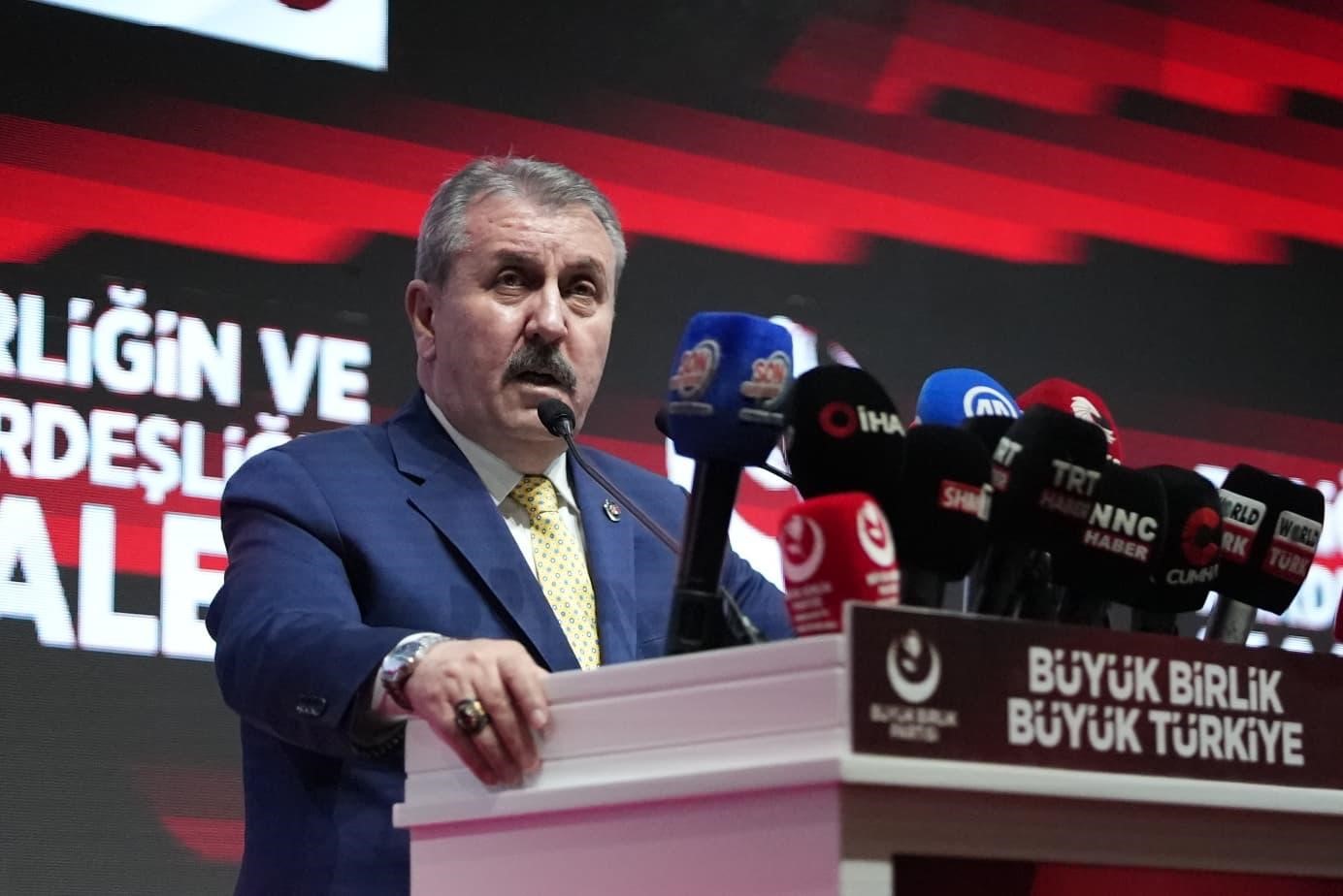 Destici'den Emekliye Kurban İkramiyesi ve Aile Destek Paketi Çağrısı