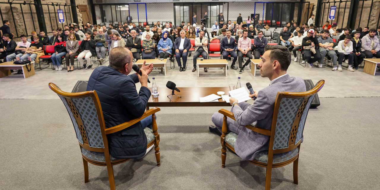 Mustafa Kavuş “Kitabın Ortasından” Programında Yoğun İlgi Gördü