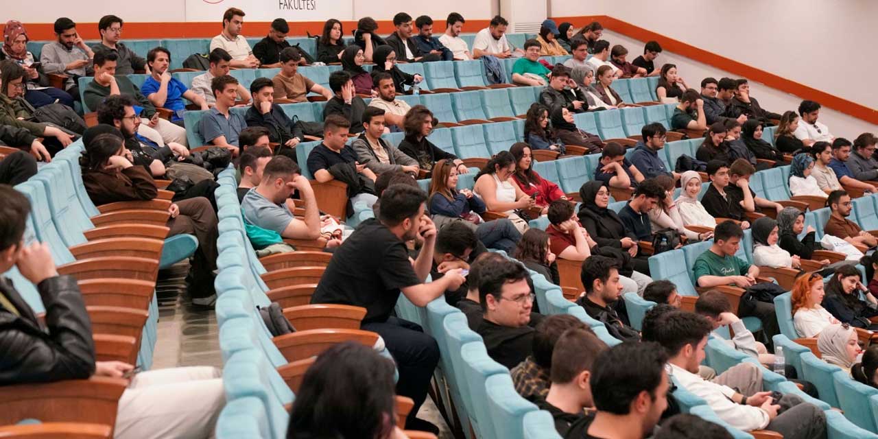 İşe Giden Yolda İlk Adım! CV Nasıl Hazırlanır?