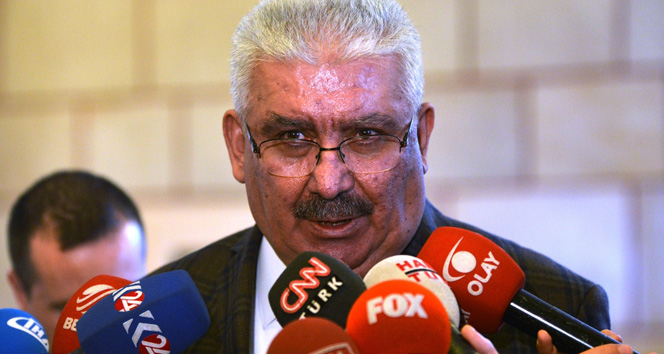 MHP'li Semih Yalçın'dan Bülent Arınç'a Zehir Zemberek Sözler: "Siyaset Fosili"