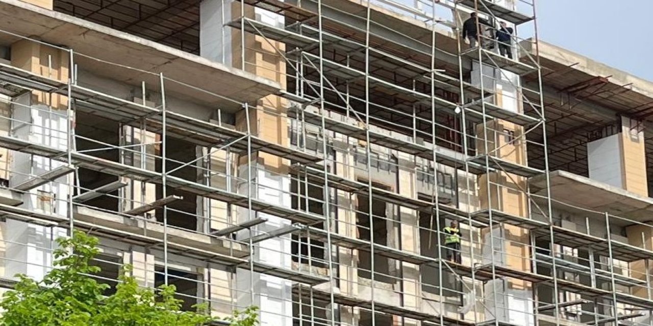 Arkadaşları eylem yaptı, o çalıştı
