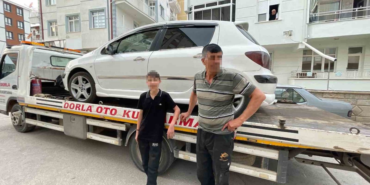 Polisten kaçan 13 yaşındaki sürücünün annesine 40 bin lira ceza kesildi