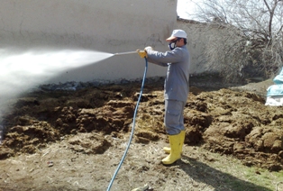 Karapınar'da ilaçlama çalışması