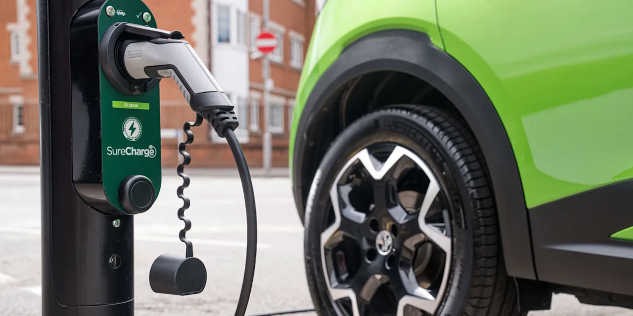 Avrupa 15 Bin Euroya, Türkiye 793 Bin TL’ye E-Car’a Binecek
