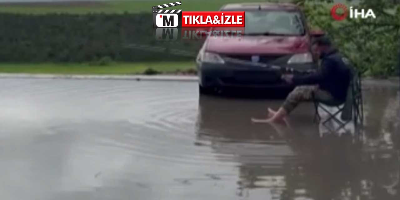 Yol Göle Döndü: Vatandaş Çareyi Olta Atmakta Buldu!
