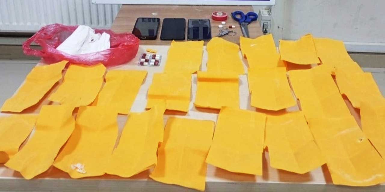 Polisi Görünce Ne Yapacaklarını Şaşırdılar: Konya'da Yol Kenarına Atılan Poşetten Bakın Ne Çıktı!