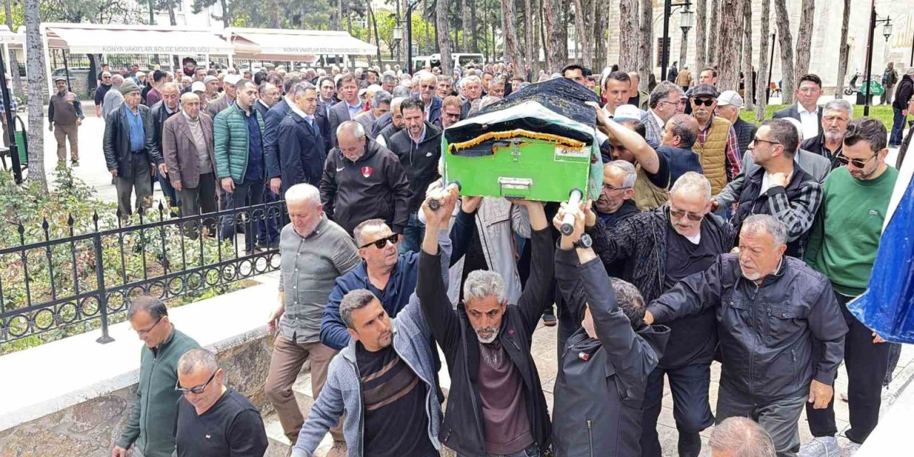 Telefonları Cevapsız Kalmıştı... Konyalı Talihsiz Kadın Son Yolculuğuna Uğurlandı
