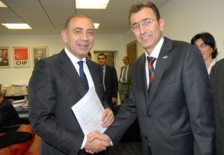Konya'nın sesi değil, yumruğu olacağım