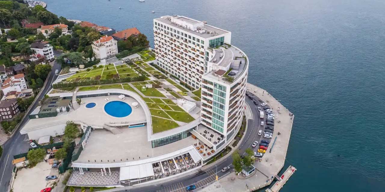 Mutfaktan Zirveye Uzanan Başarı: The Grand Tarabya’ya Ödüllü Genel Müdür