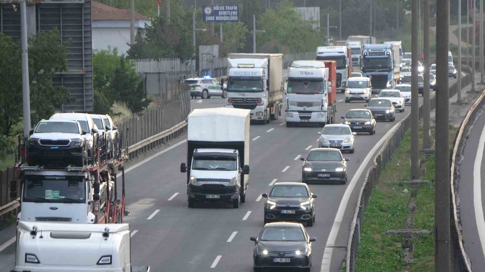 Kocaeli boşalıyor! Yolculuk başladı