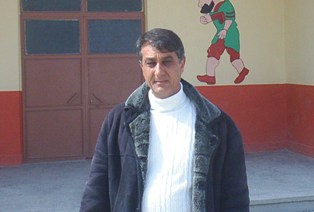 Muhtardan eğitime destek veren yardımseverlere teşekkür