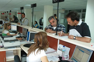 Memuriyet yaşı yükseltildi