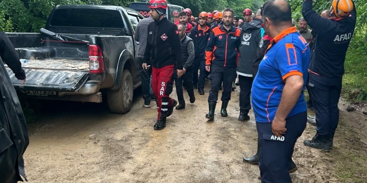 Dereyi ATV ile geçmeye çalışan anne ve oğlu hayatını kaybetti