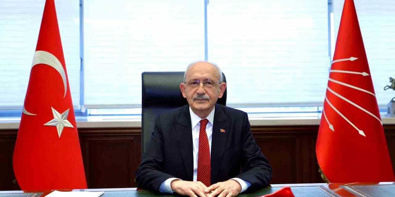 Kılıçdaroğlu pozu verip mesaiye başladı