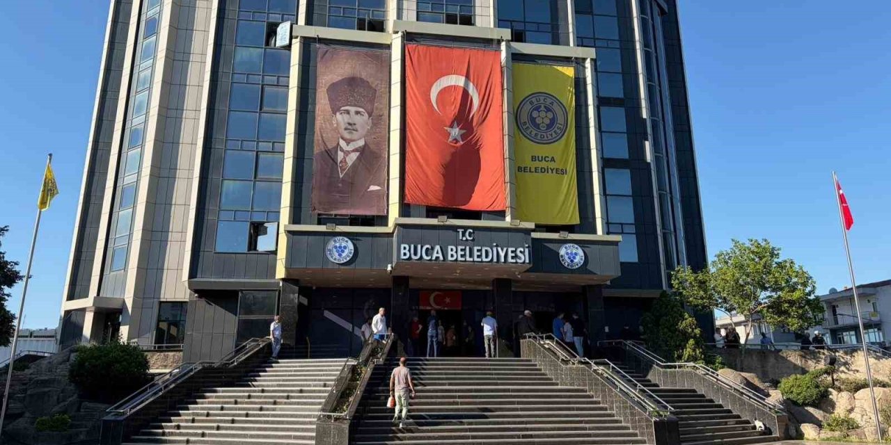Buca'da Rüşvet ve Usulsüzlük Kelepçesi: Başkanlar Emniyette!