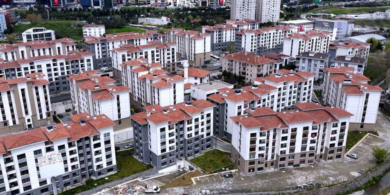 1442 Aile Deprem Korkusundan Kurtuldu