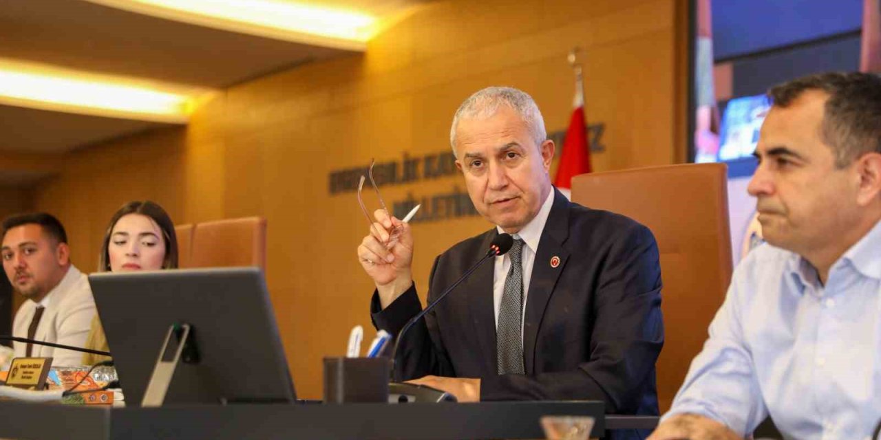 Alanya Başkanı Resti Çekti: Denizi Kirleten Oteller İfşa Edilecek