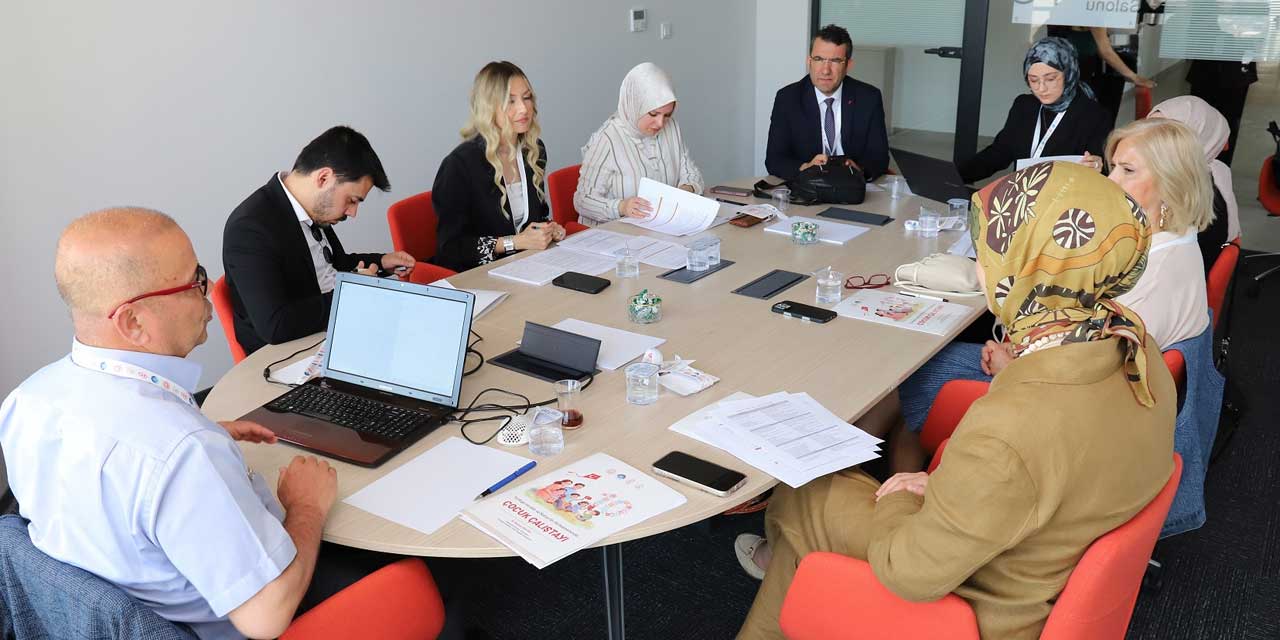 Çocuklar İçin Tarihi Adım: Konya'da Dev Çalıştay Başladı