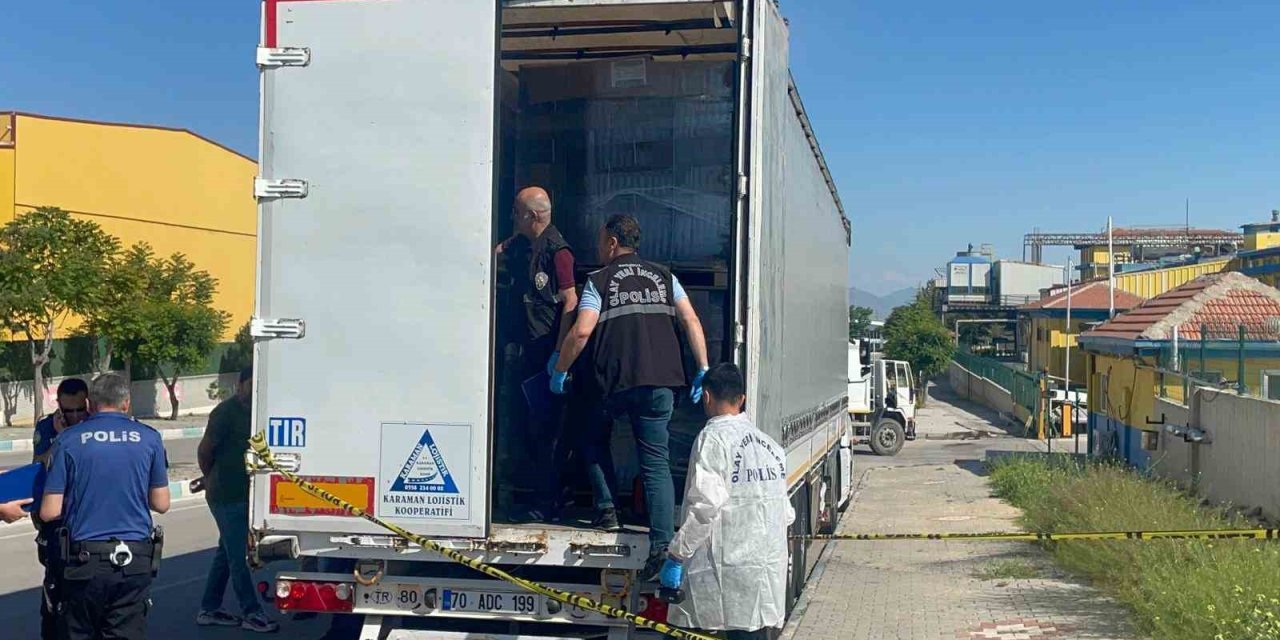 Karaman OSB'de Gizemli Olay: Tır Şoförü Dorsede Ölü Bulundu!