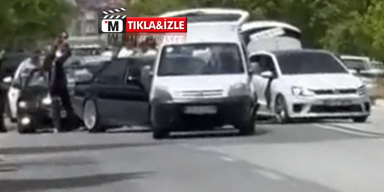 Düğün Konvoyunda Yolu Kapattı, Ehliyetinden Oldu
