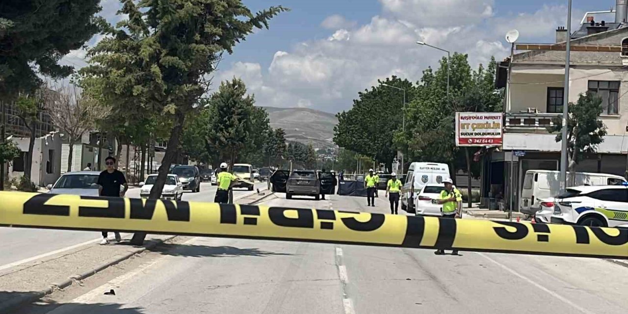 Konya’da Feci Kaza: Genç Kadın Otomobilin Altında Can Verdi