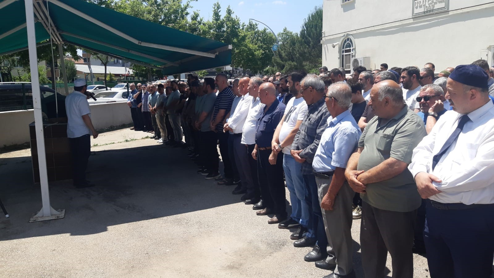 SMA hastası çocuğunun cihazını kapatan baba intihar etti