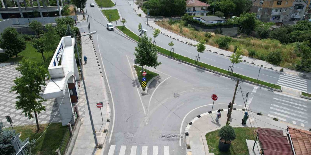 Tehlikeli kavşak vatandaşları isyan ettirdi