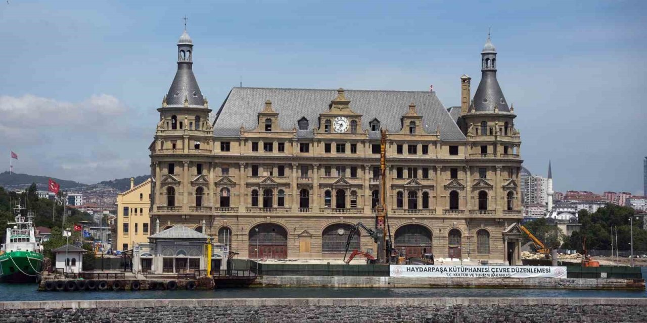 Haydarpaşa Garı küllerinden doğdu
