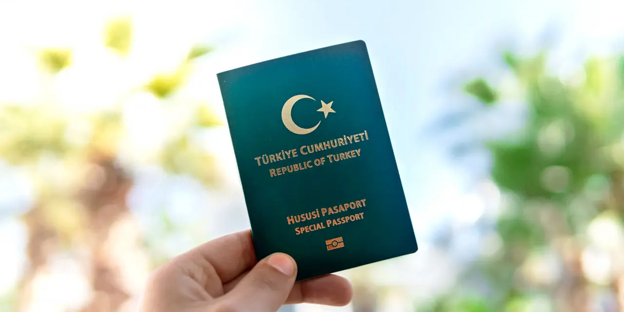 Yeşil Pasaport da Yalan Çıktı! Vizesiz Seyahat Devam Ediyor