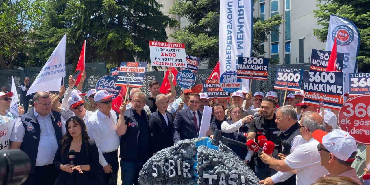 Memurların Sabır Taşı Çatladı: Ankara’da Balyozlu Protesto