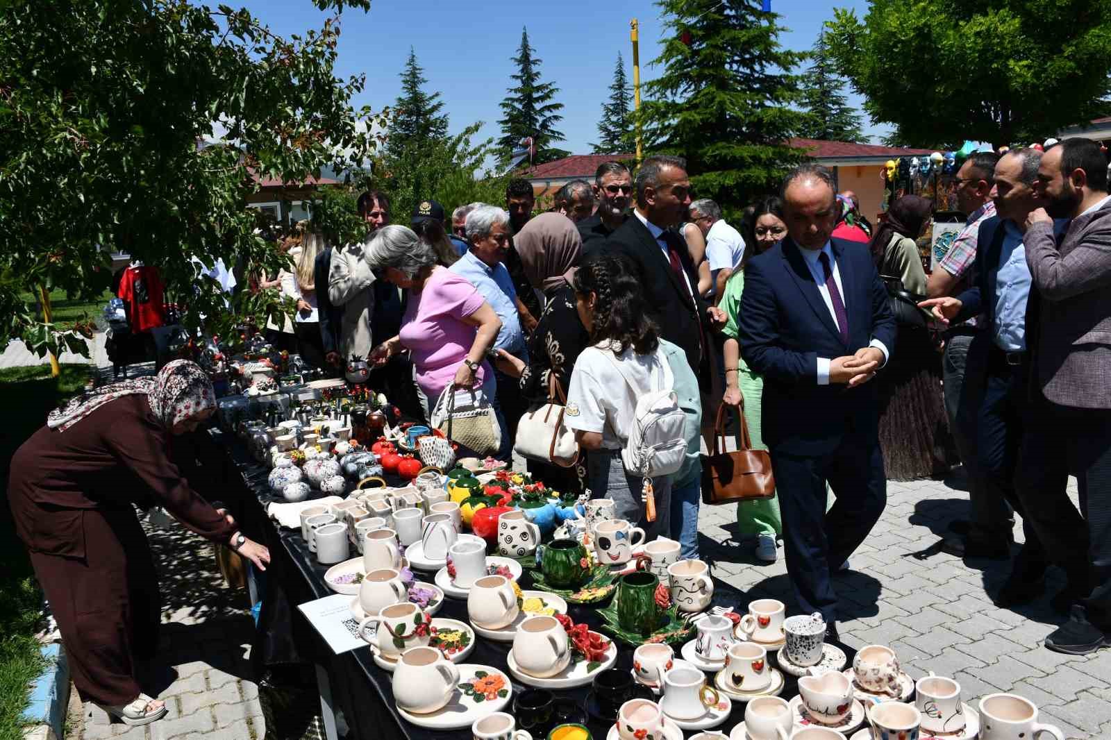 Akşehir’de sünnet şöleni