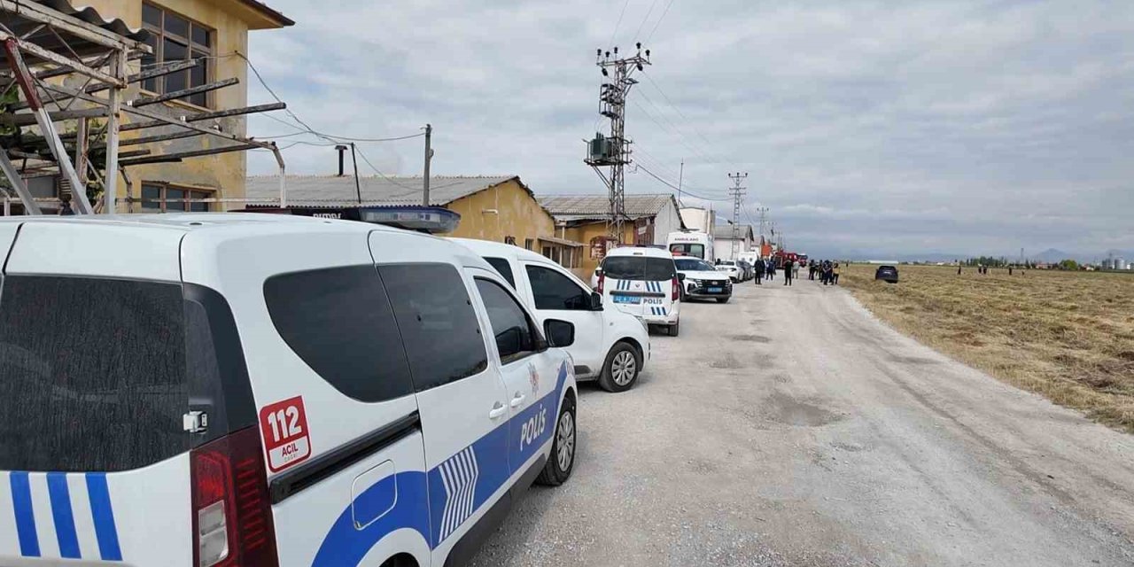 Konya’da Büyük Panik! Havai Fişek Deposunda Patlama