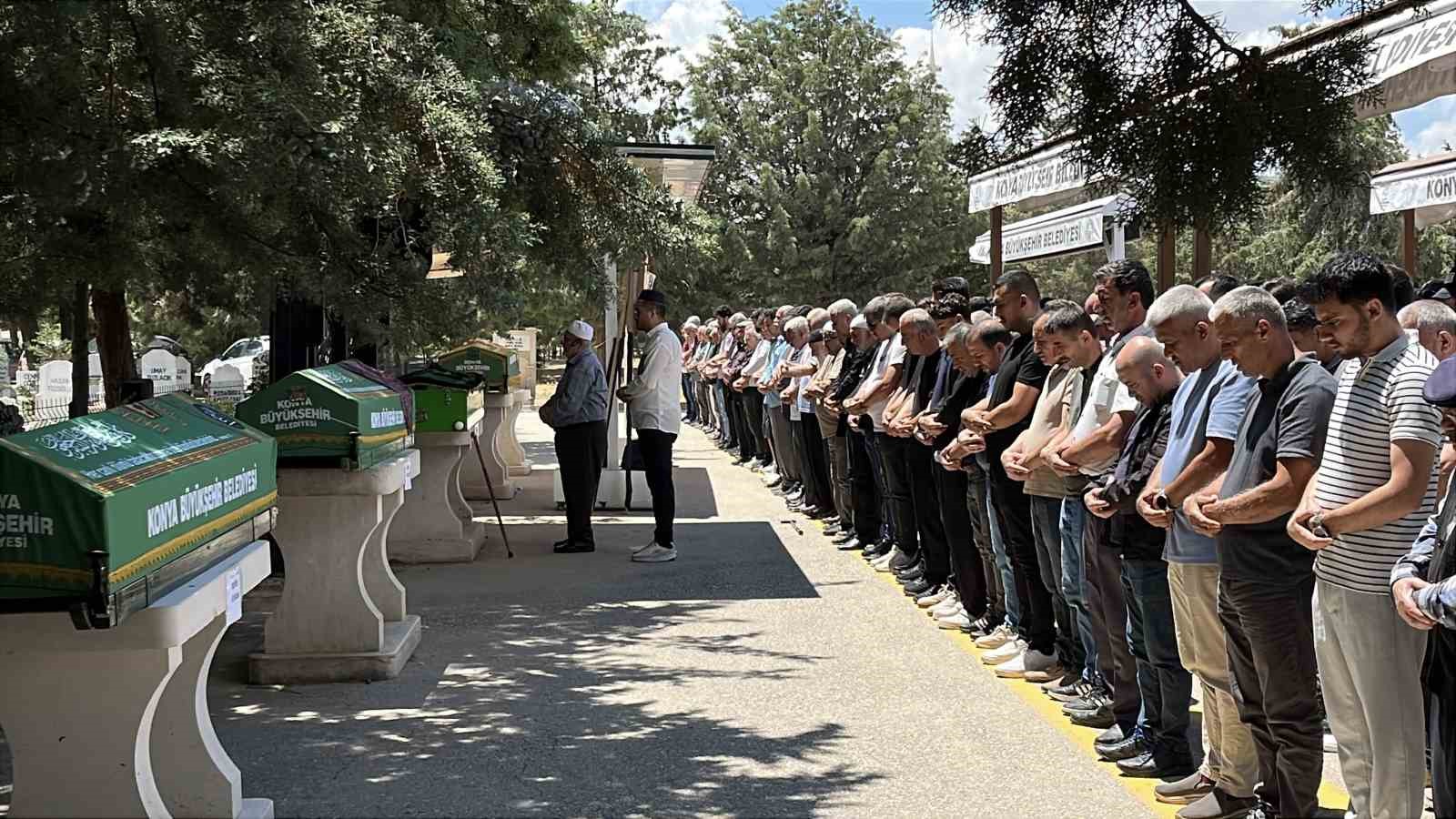 Isparta’daki Feci Kazada Hayatını Kaybeden Keziban Baysal Son Yolculuğuna Konya'da Uğurlandı
